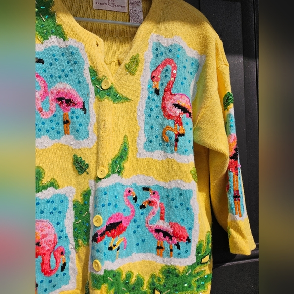 Vintage novelty cardigan with sparkle ✨️ - Picture 7 of 7